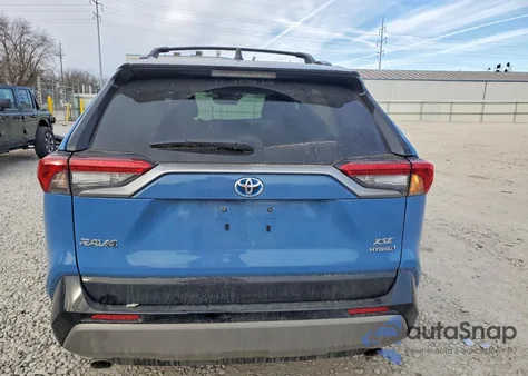 2023 Toyota Rav4 Xse из США, поврежденный, VIN 2T3E6RFV1PW042114